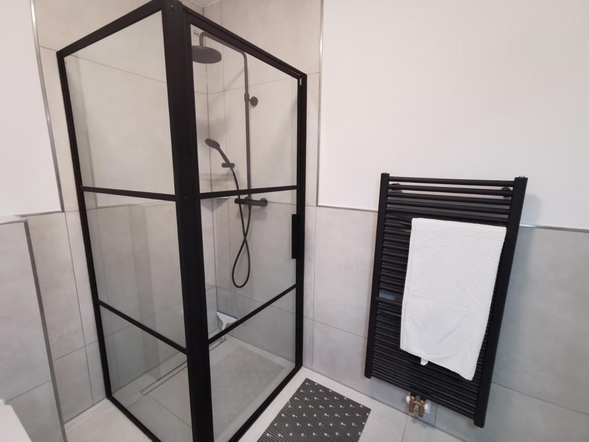 Apartment Renovierte In Nienburg Erichshagen