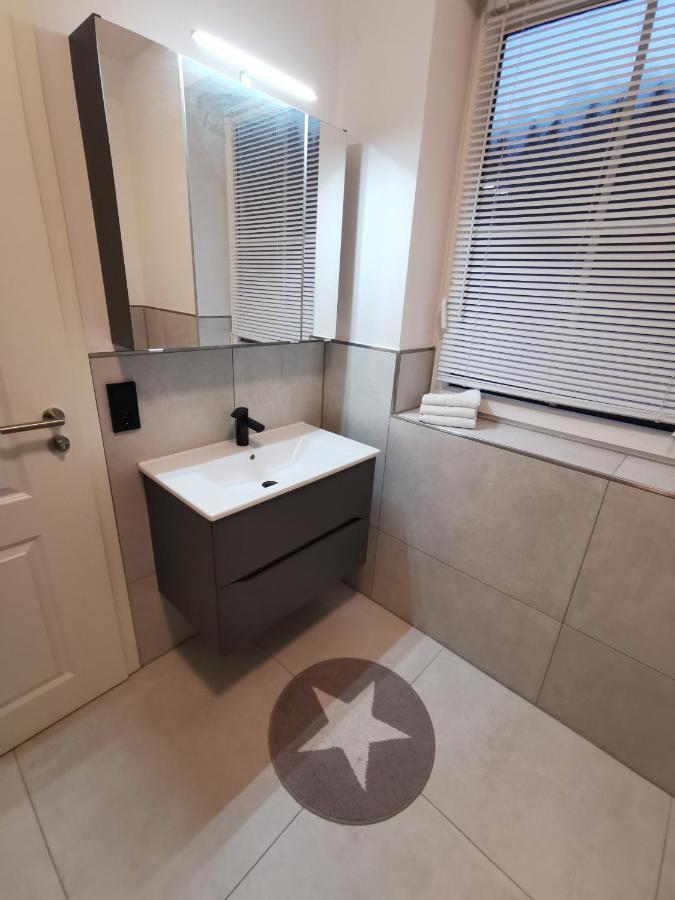 Apartment Renovierte In Nienburg Erichshagen
